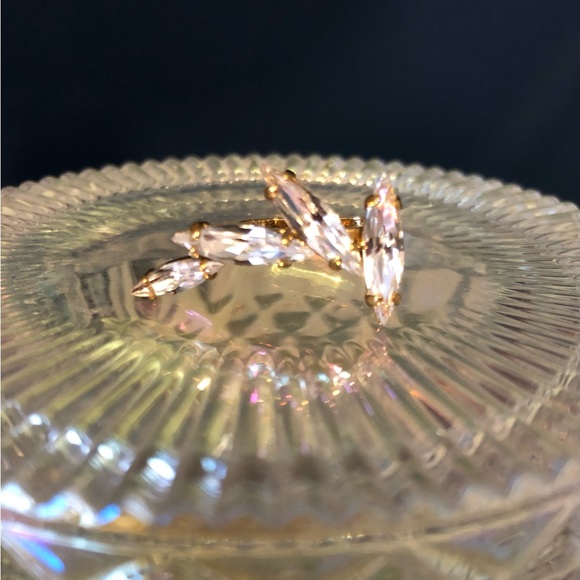 BNIB SABRINA DEHOFF GOLD PLATED RING - Picture 5 of 8